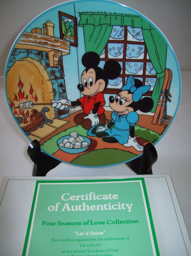   Mickey Mouse Four Seasons of Love Let It Snow Collector Plate NIB
