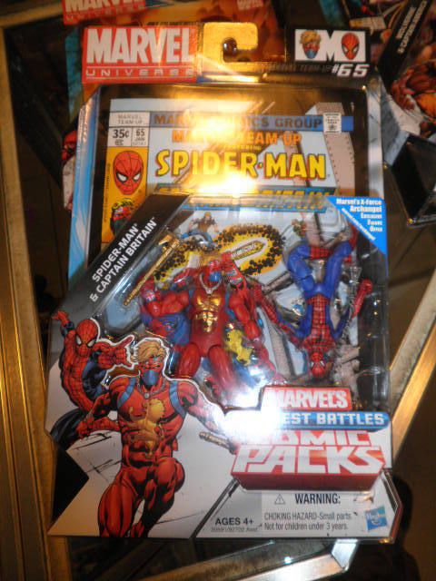 2011 Marvel Universe Comic 2 Pack Spider Man & Captain Britain #65 MOC 