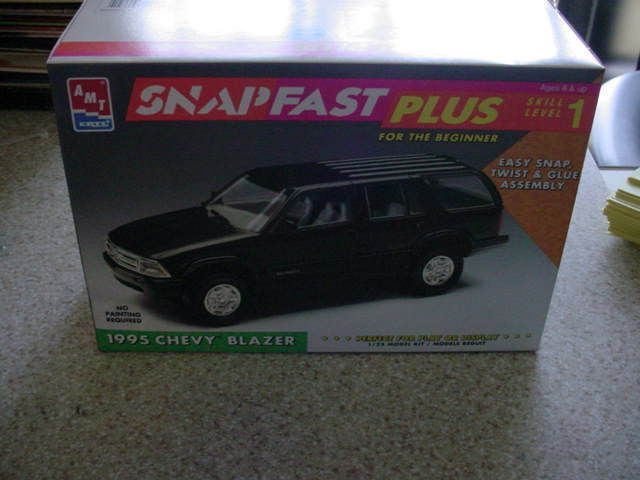 25 1995 Chevy Blazer AMT/ERTL Snapfast Plus OOP  